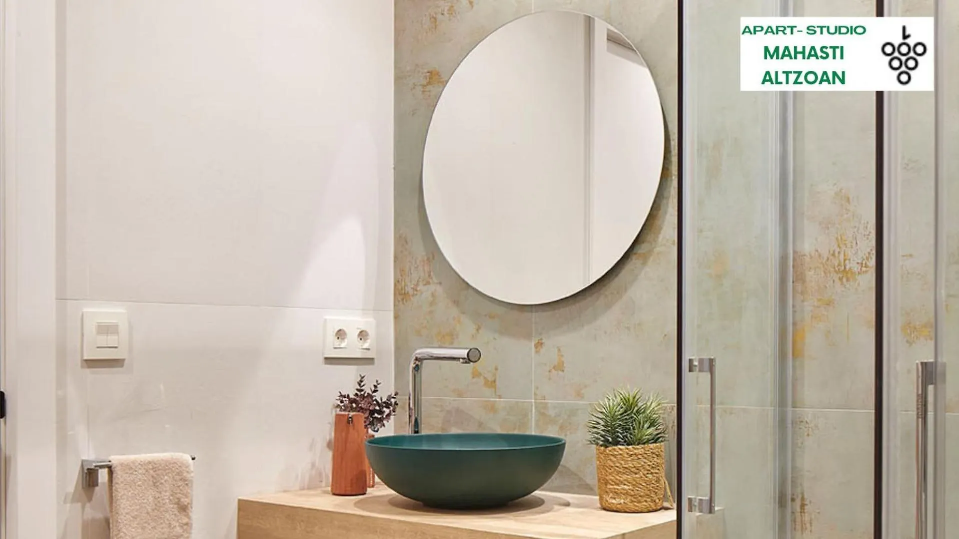 Apartamentos Boutique Altzoan Licencia Tss00146 Zarautz